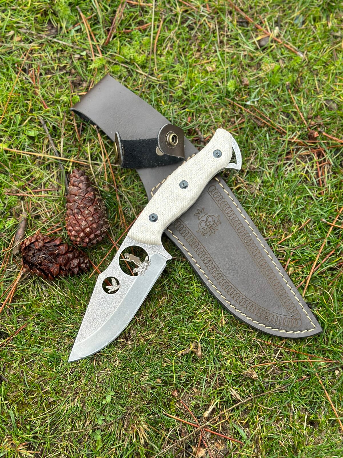 IMG_0306 Kompakt Kabza Kamp & Av Bıçağı - 7002 - Görsel 1