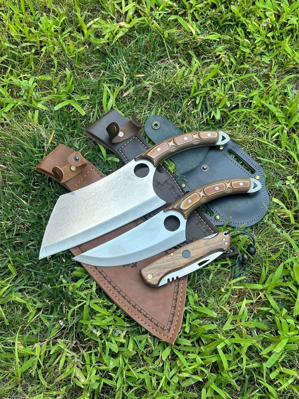 WhatsApp Image 2024-08-18 at 14.26.03 (1) Verzalit Kabza Almazan Şef Bıçağı – Verzalit Kabza Şef Bıçağı – Sırttan Kilitli Yaylı Çakı - Görsel 2