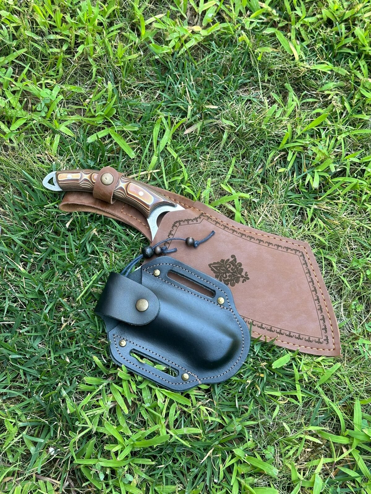 WhatsApp Image 2024-08-18 at 14.26.06 (2) Verzalit Kabza Almazan Şef Bıçağı - Sırttan Kilitli Yaylı Çakı - Görsel 4